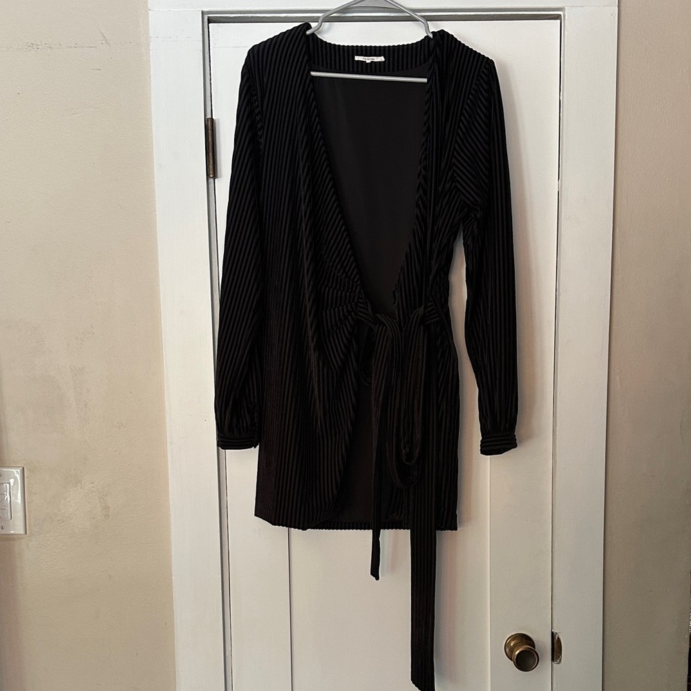 Tularosa Black Ribbed Wrap Cardigan